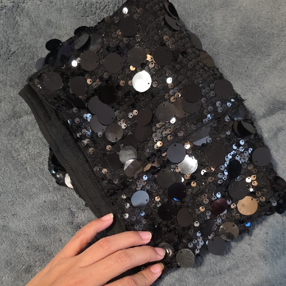 Zara Black Sequin Mini Skirt - Picture 2 of 4